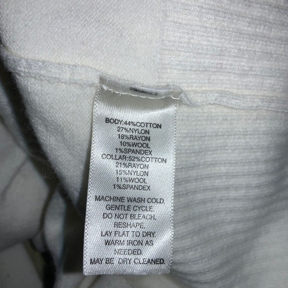 White House Black Market cream wool blend cowl neck sweater Sz 2 button detail - Picture 6 of 6